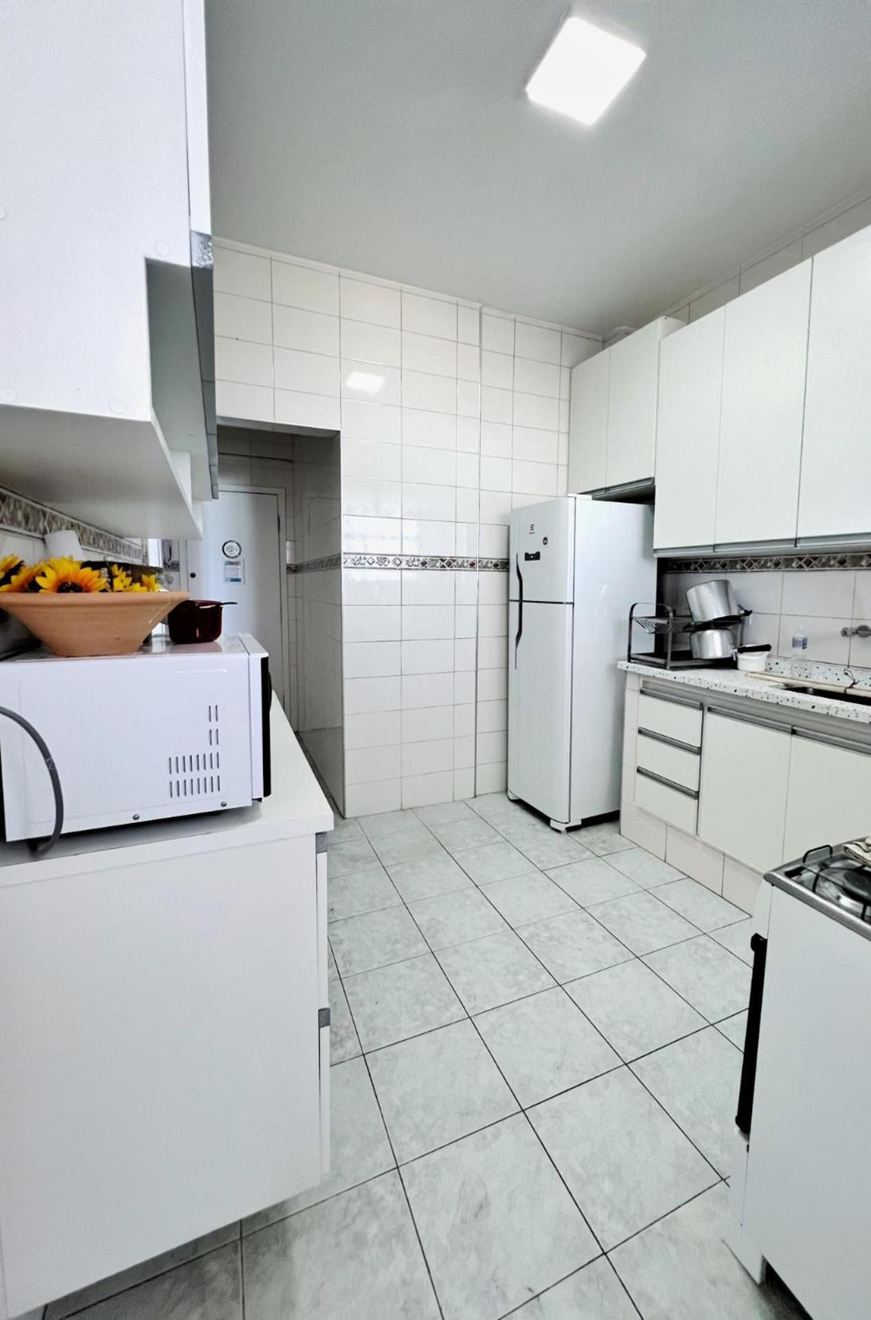 Apartamento 4 Quartos, 3 Banheiros, Vista Para O Mar Pitangueiras, Sacada, 1 Vaga De Garagem, Apenas 50 Metros Do Mar 瓜鲁雅 外观 照片